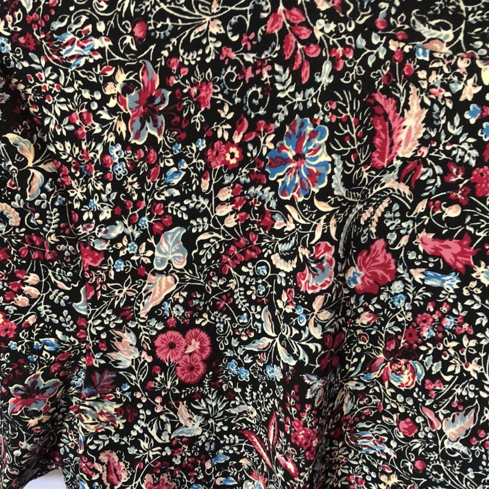 Bcbgeneration Floral Patterned Short-Sleeve Flowy… - image 6